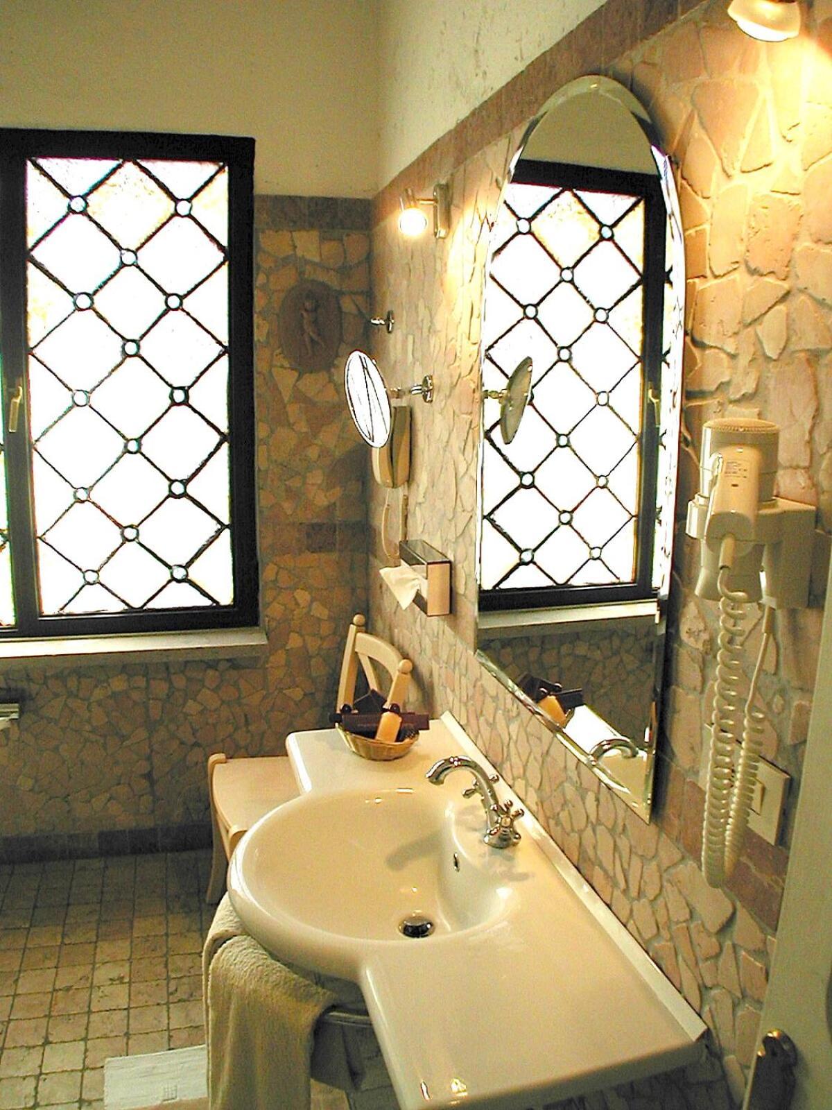 Hotel Villa Clementina Bracciano  Bagian luar foto